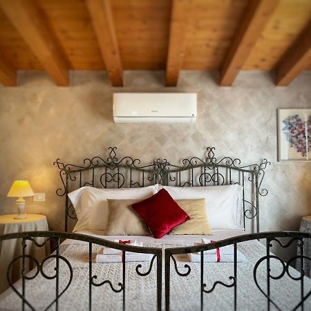 Appartement Casa Danema à Sirmione Extérieur photo